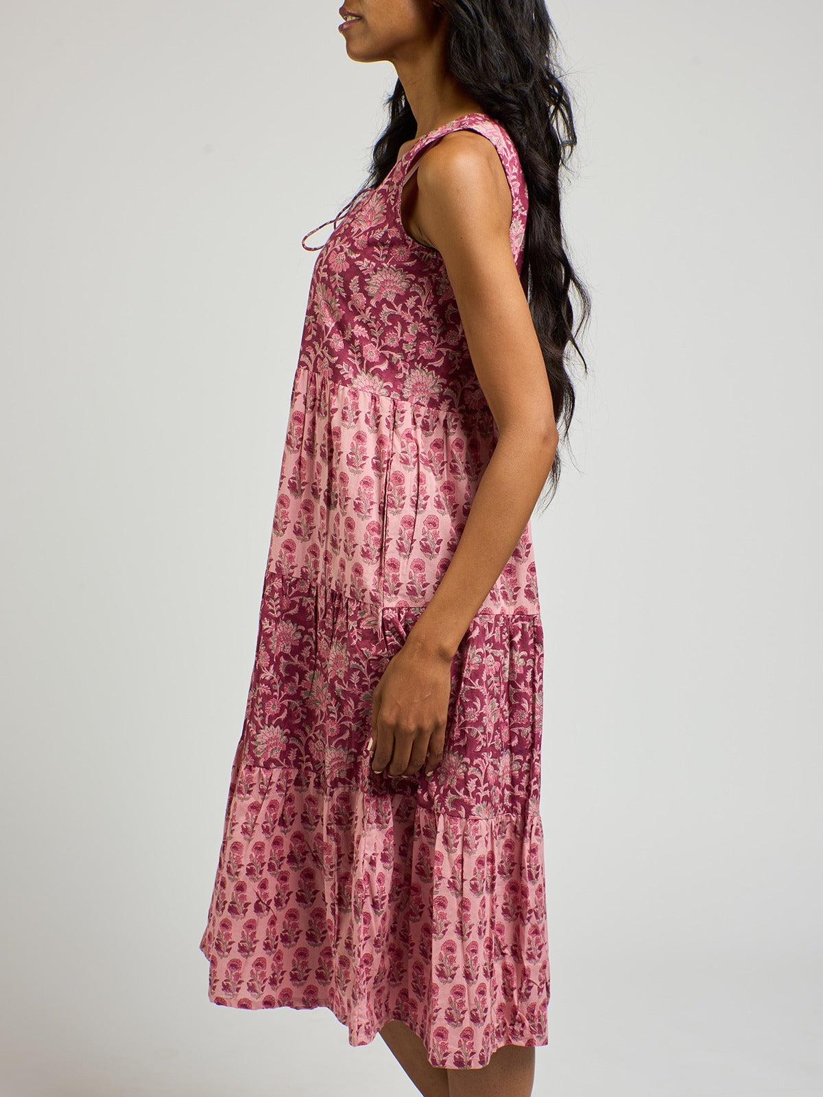Thais Tiered Sleeveless Dress - Magenta Vine Floral