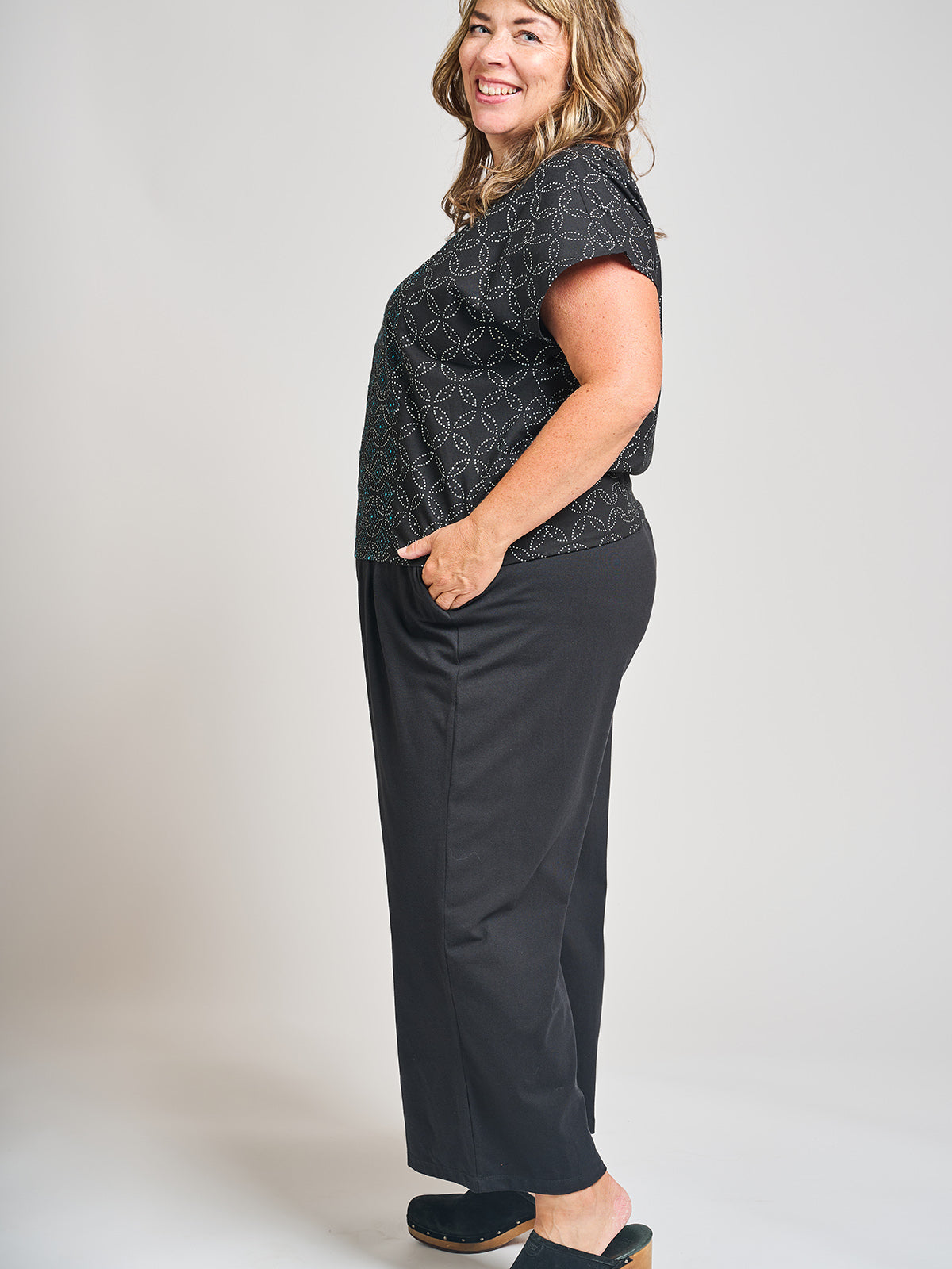Cara Plus Size Top - Ikigai Black